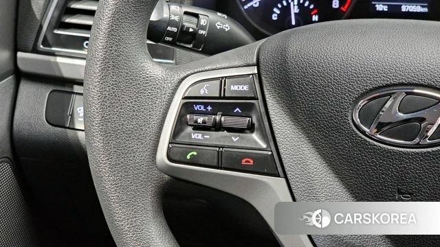 Hyundai Avante AD id 3801819 из Кореи 9