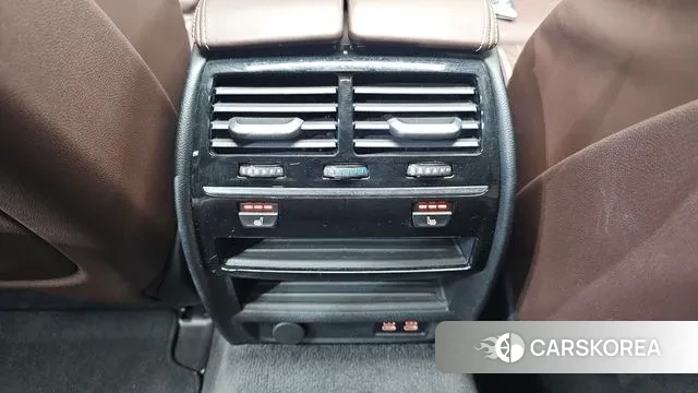 BMW 5 Series (G30) id 3587848 из Кореи 9