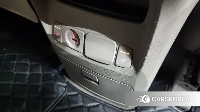 Kia The New Carnival id 3336618 из Кореи 9