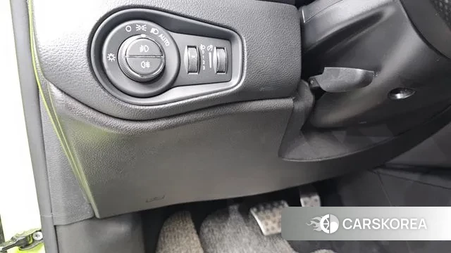 Jeep Renegade id 3583471 из Кореи 9