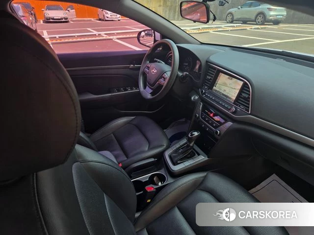 Hyundai Avante AD id 3943130 из Кореи 9