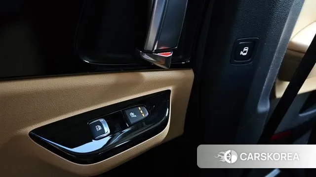 Kia Carnival 4th generation id 3412125 из Кореи 9