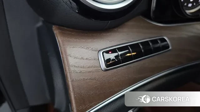 Mercedes-Benz E-Class W213 id 3489392 из Кореи 9