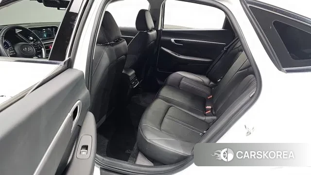 Hyundai Sonata (DN8) id 3273462 из Кореи 9