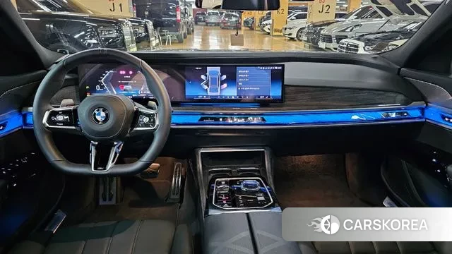 BMW 7 Series (G70) id 3082647 из Кореи 9