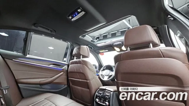 BMW 5 Series (G30) id 2927667 из Кореи 9