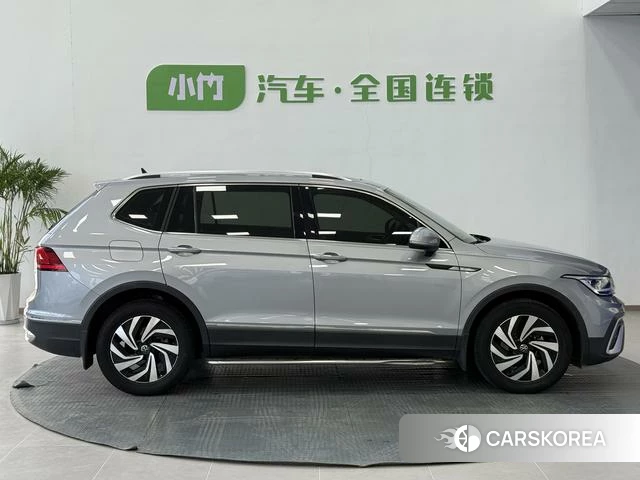 Volkswagen Tiguan L id 4307670 из Китая 9