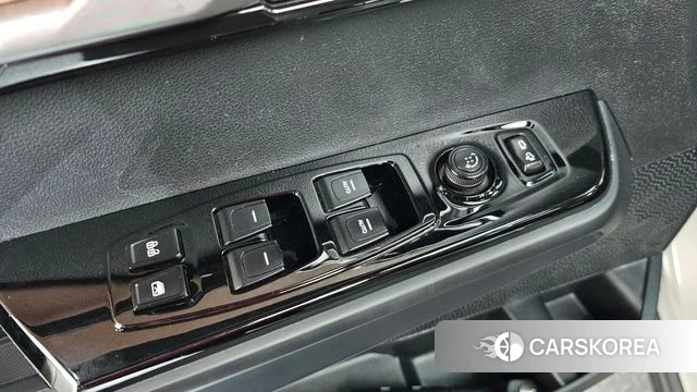 Ssangyong The New Torres id 4266478 из Кореи 9