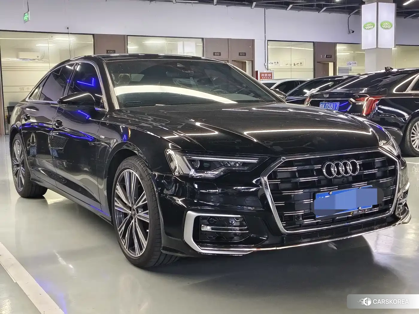 Audi A6L id 4545753 из Китая 9