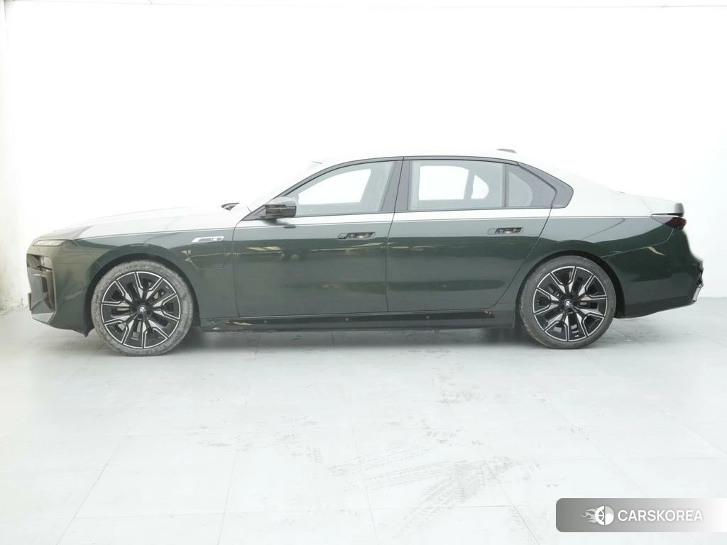 BMW i7 id 4452293 из Китая 9