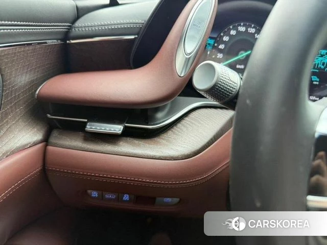 Genesis G90 (RS4) id 4640577 из Кореи 9