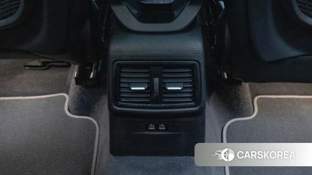 BMW X1 (F48) id 3866223 из Кореи 9