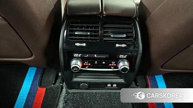 BMW 5 Series (G30) id 3587028 из Кореи 9