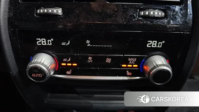 BMW 5 Series (G30) id 3607171 из Кореи 9