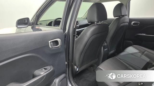 Hyundai Venue id 4202729 из Кореи 9