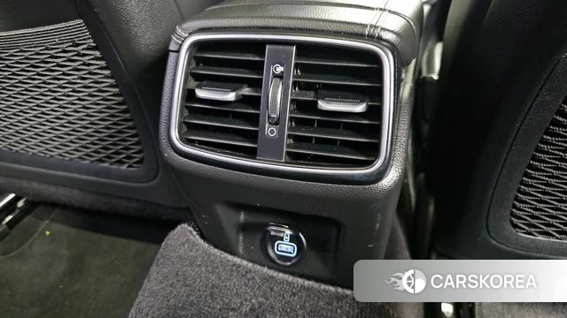 Genesis G70 id 3966129 из Кореи 9