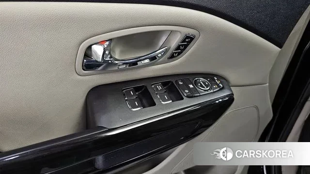 Kia The New Carnival id 3308115 из Кореи 9