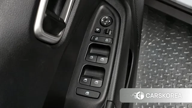 Hyundai Venue id 3663988 из Кореи 9