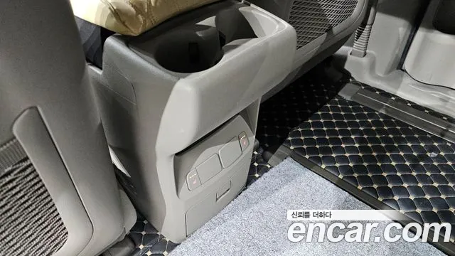 Kia All New Carnival id 2831392 из Кореи 9