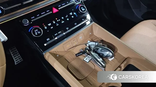 Hyundai Santa Fe (MX5) id 3776276 из Кореи 9