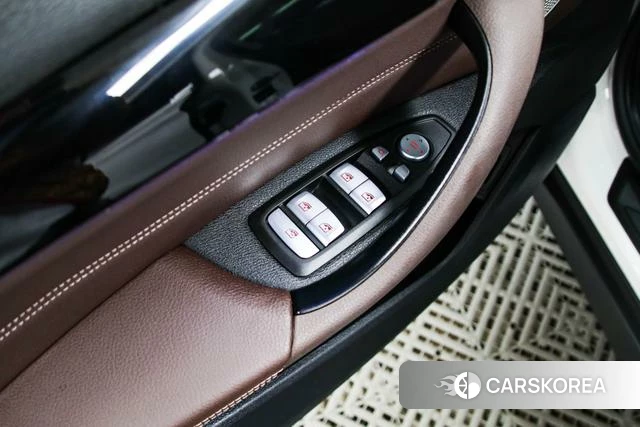 BMW X1 id 4277829 из Китая 9