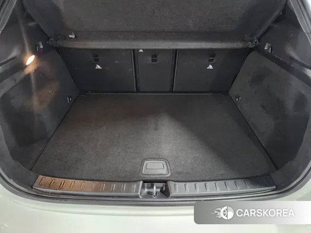 Mercedes-Benz GLA - Class H247 id 3745178 из Кореи 9