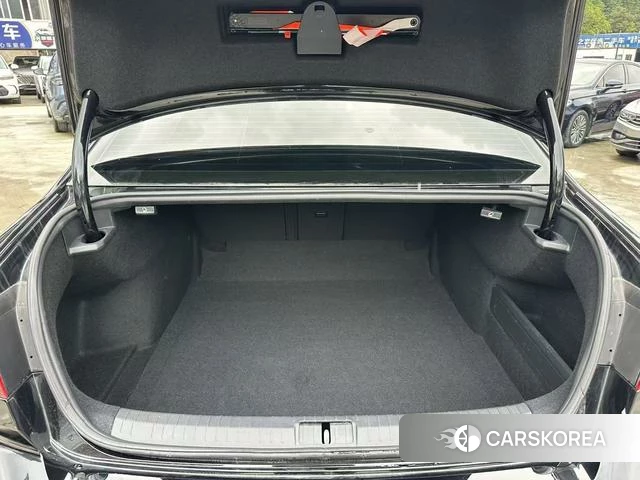 Volkswagen Magotan id 4334875 из Китая 9