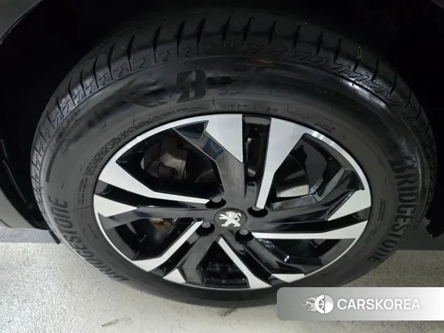 Peugeot e-2008 second generation id 3417045 из Кореи 9