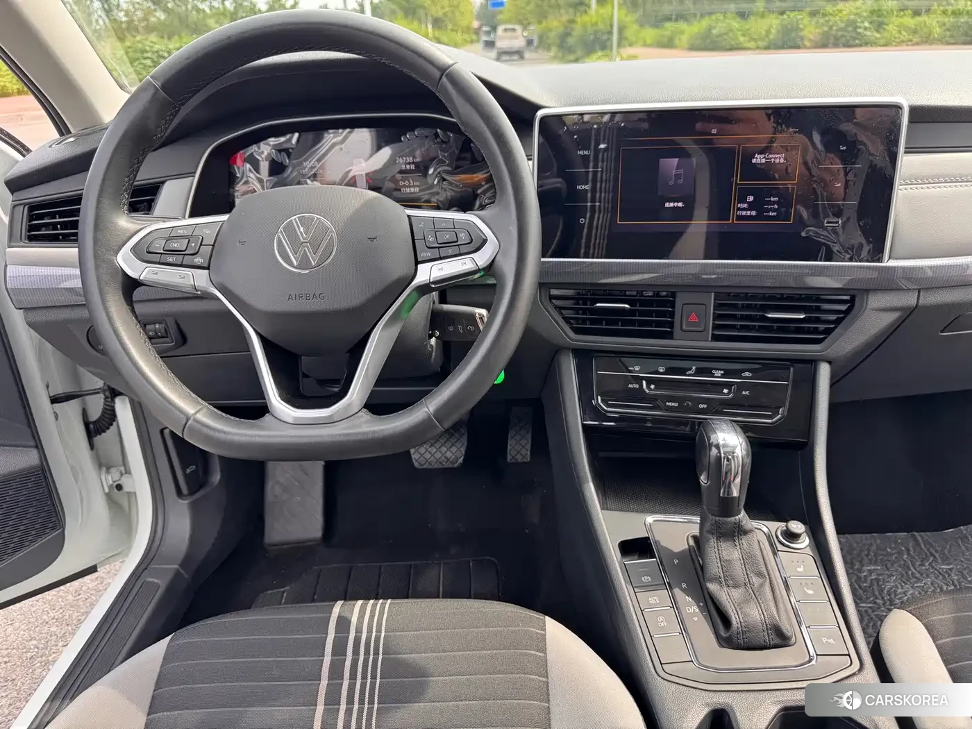 Volkswagen Bora id 4606928 из Китая 9