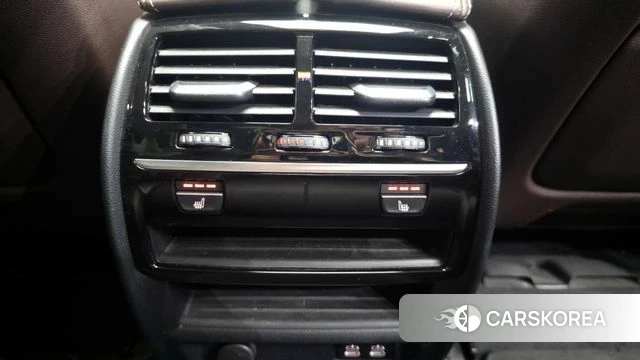 BMW 5 Series (G30) id 3879225 из Кореи 9