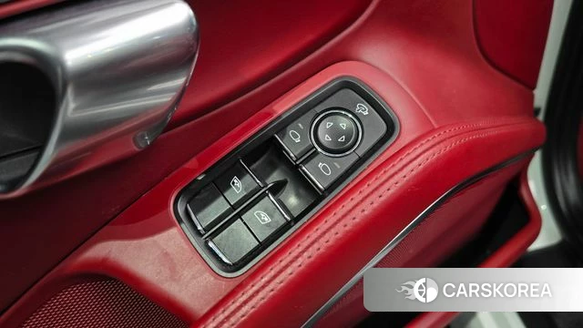 Porsche 718 Boxster id 3828595 из Кореи 9