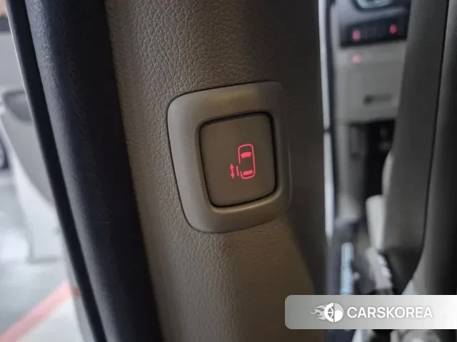 Kia The New Carnival id 3682211 из Кореи 9