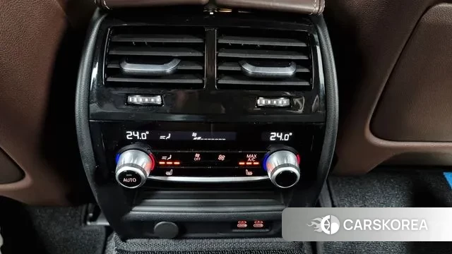 BMW 5 Series (G30) id 3395979 из Кореи 9