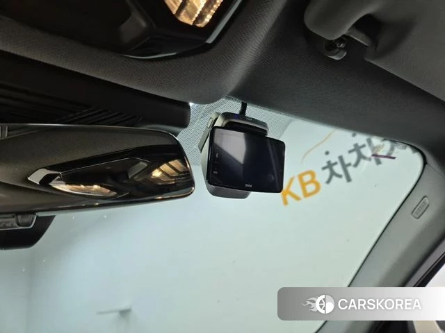 BMW 5 Series (G60) id 4546736 из Кореи 9