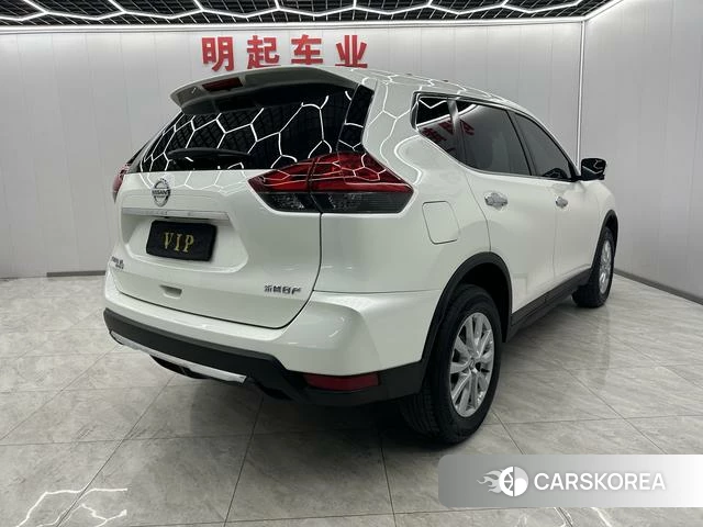 Nissan Qijun id 4277072 из Китая 9