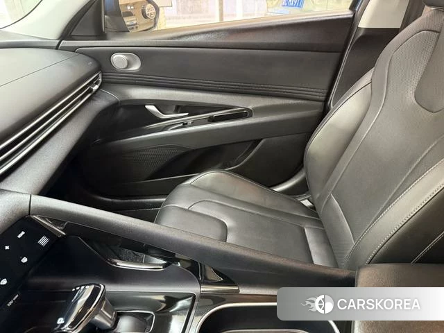 Hyundai Elantra id 4335131 из Китая 9