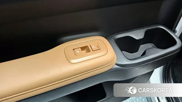 Hyundai Santa Fe (MX5) id 3528601 из Кореи 9