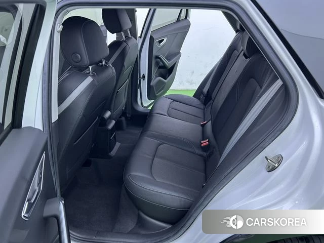 Audi Q2L e-tron id 4314825 из Китая 9