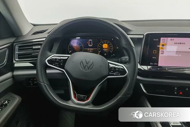 Volkswagen Tourang id 4258477 из Китая 9