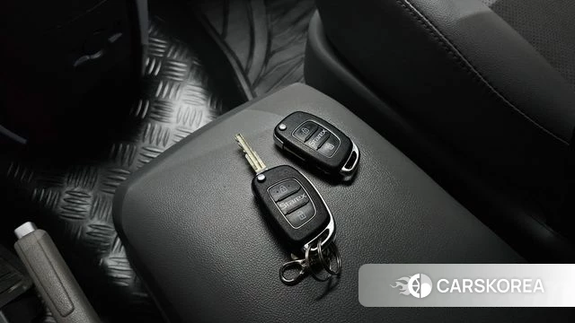 Hyundai The New Grand Starex id 3904857 из Кореи 9