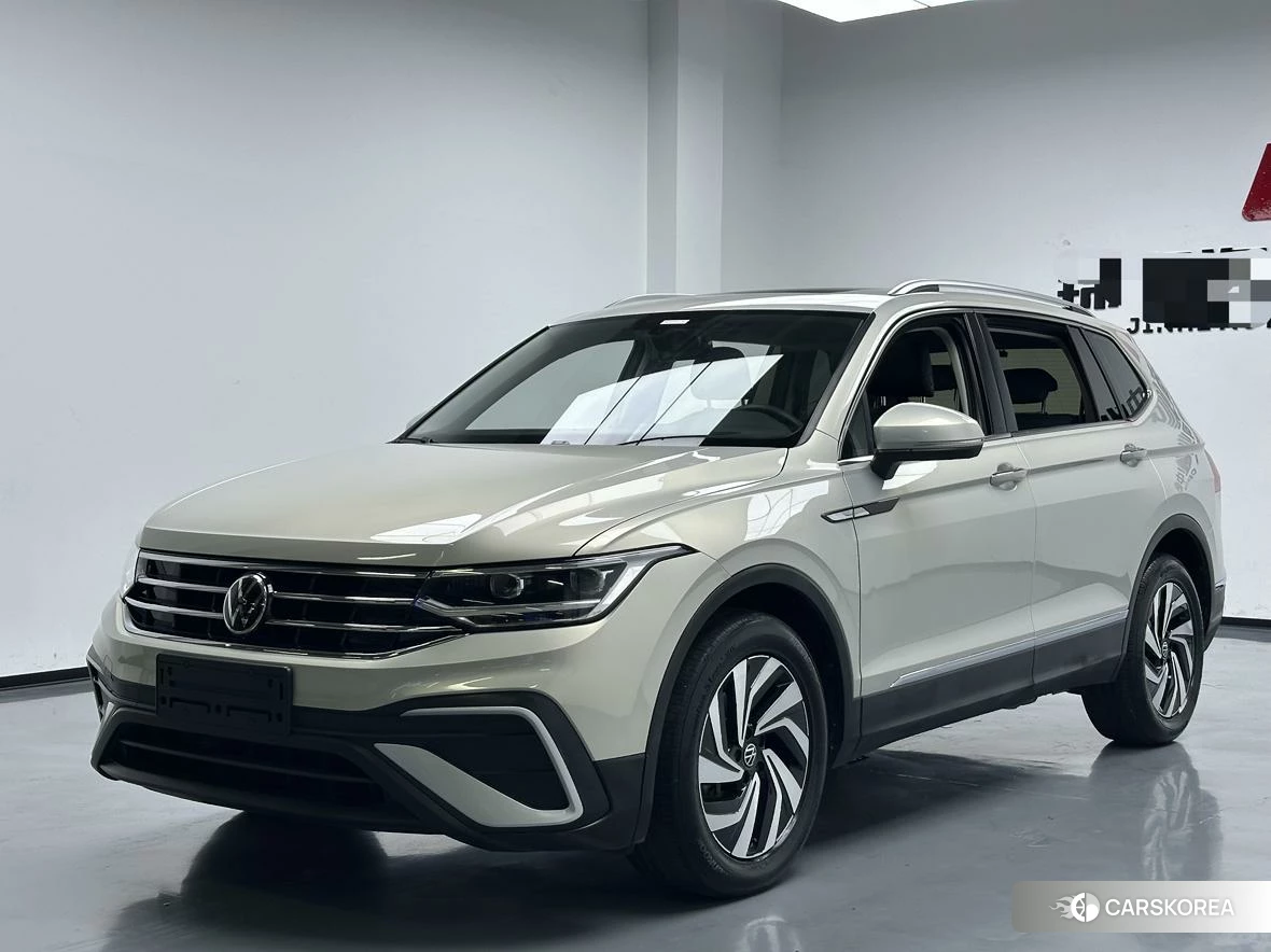 Volkswagen Tiguan L id 4479606 из Китая 9