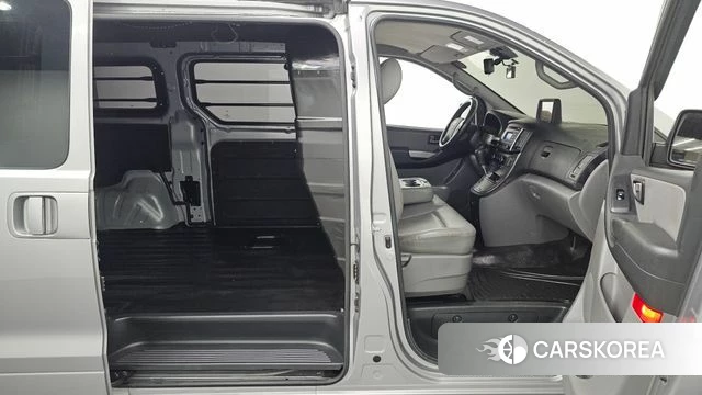 Hyundai The New Grand Starex id 4179466 из Кореи 9