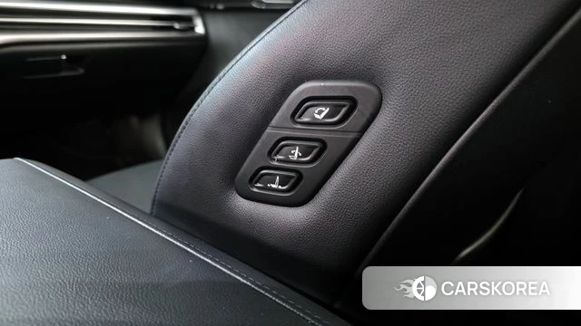 Hyundai Grandeur (GN7) id 3897254 из Кореи 9