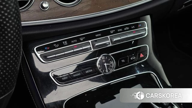 Mercedes-Benz E-Class W213 id 4372099 из Кореи 9
