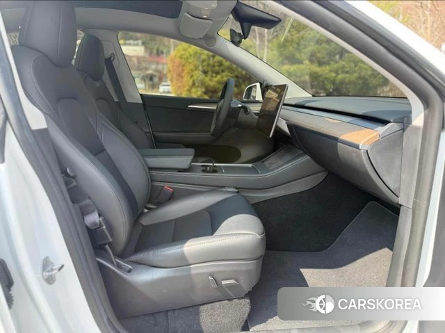 Tesla Model Y id 3838533 из Кореи 9