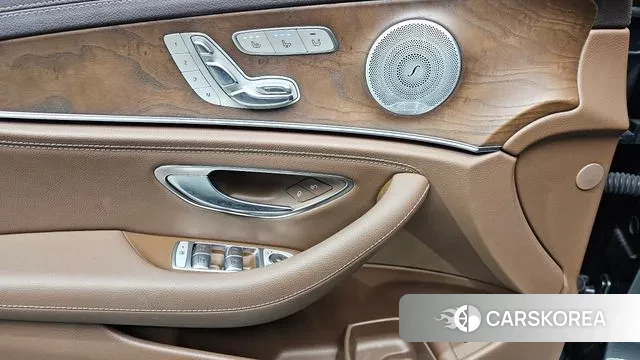 Mercedes-Benz E-Class W213 id 3698657 из Кореи 9