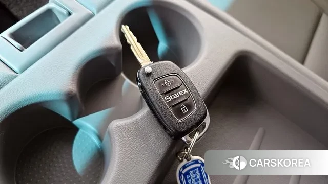 Hyundai The New Grand Starex id 3003822 из Кореи 9