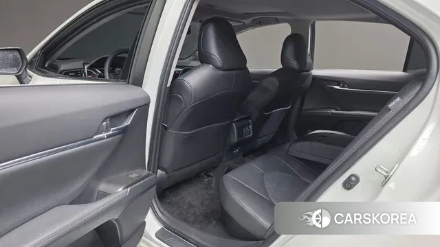 Toyota Camry (XV70) id 3721166 из Кореи 9