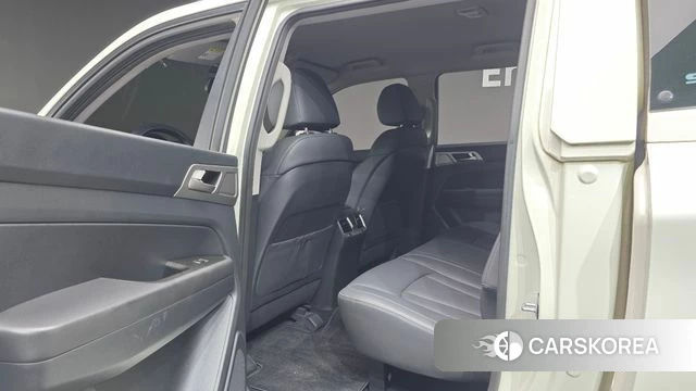Ssangyong Rexton Sports id 4765184 из Кореи 9