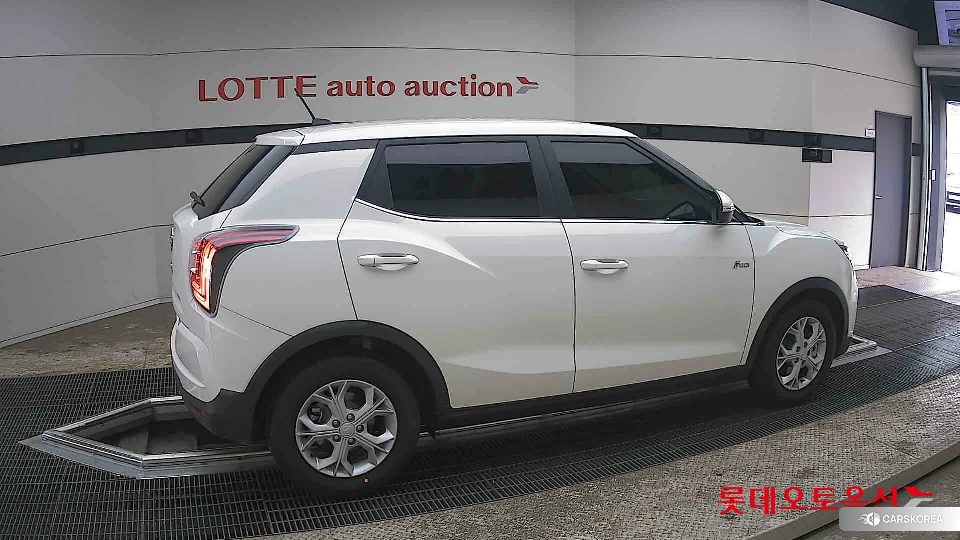 SsangYong Tivoli id 3875668 из Кореи 9